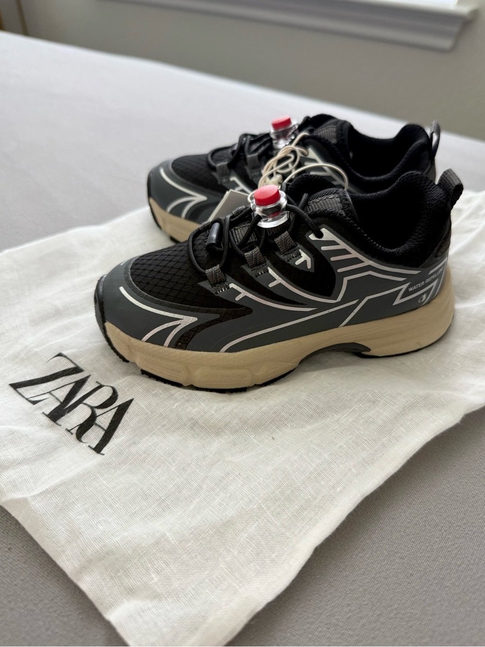 Zara Black and Beige Sport-Inspired Lace-Up Sneakers